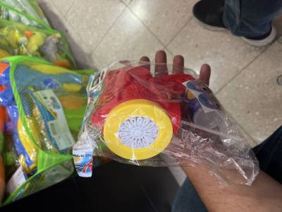 فرد صابون يعمل على البطاريات